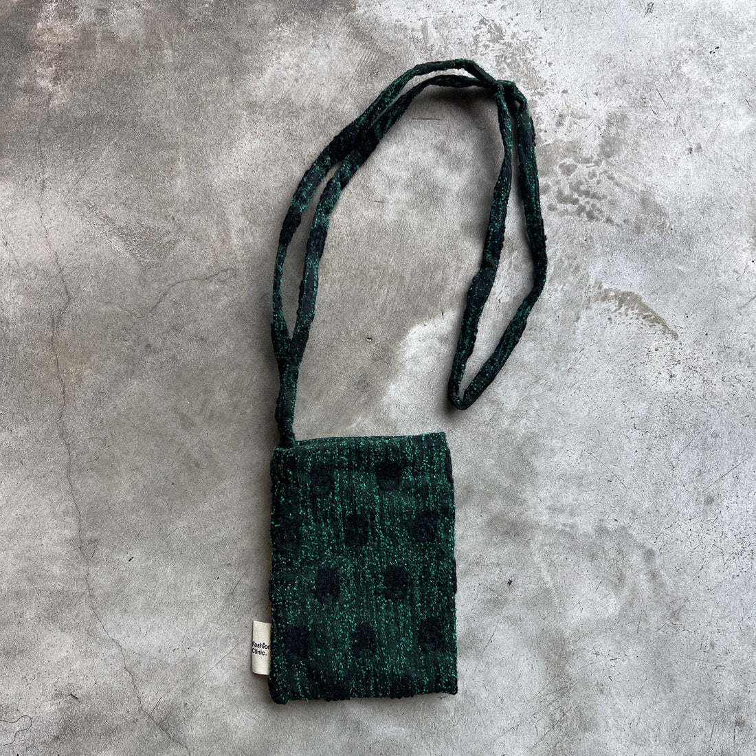 Needle punched phone pouch - Green / Black